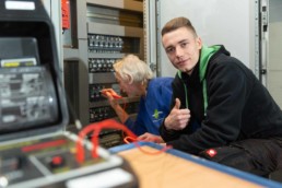 Metallveredelungswerk Sulz Karriere Elektroniker